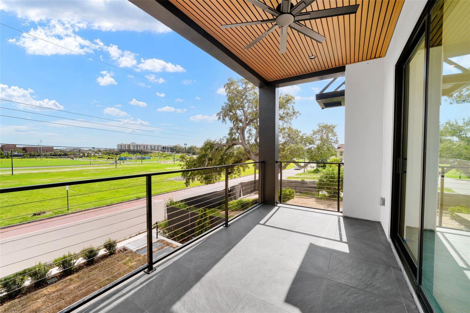 ROSS AT THE HEIGHTS TOWNHOMES - Residential