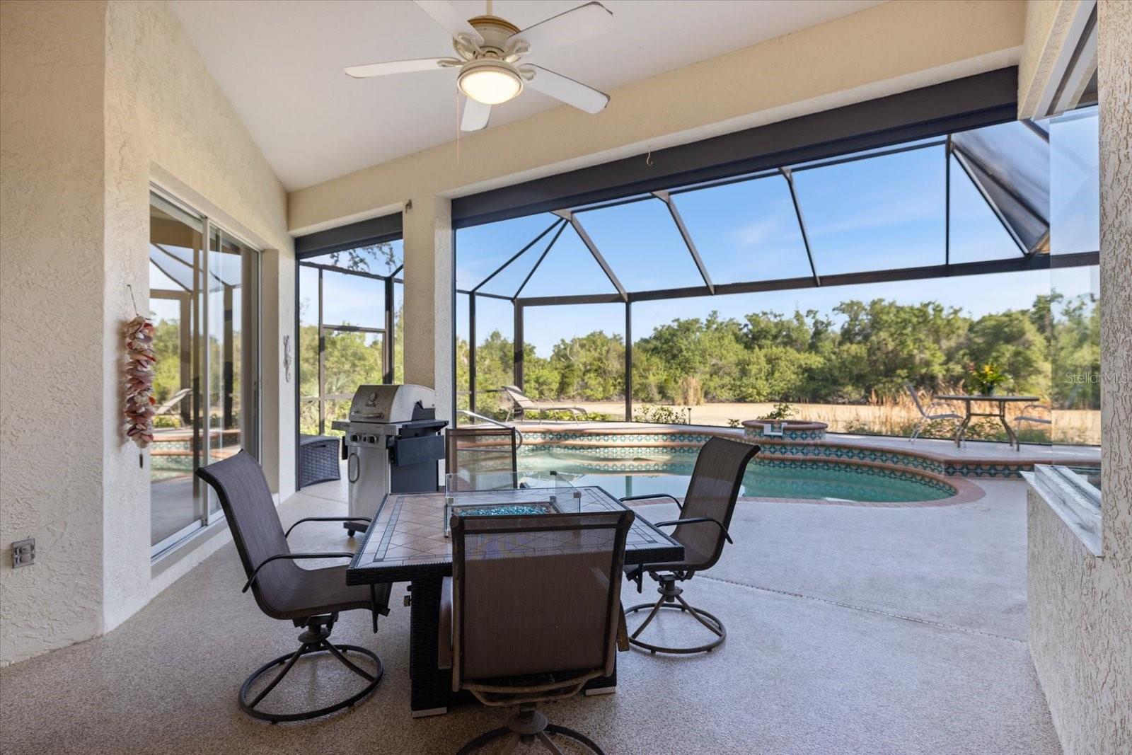 THE LAKES OF JACARANDA - Residential
