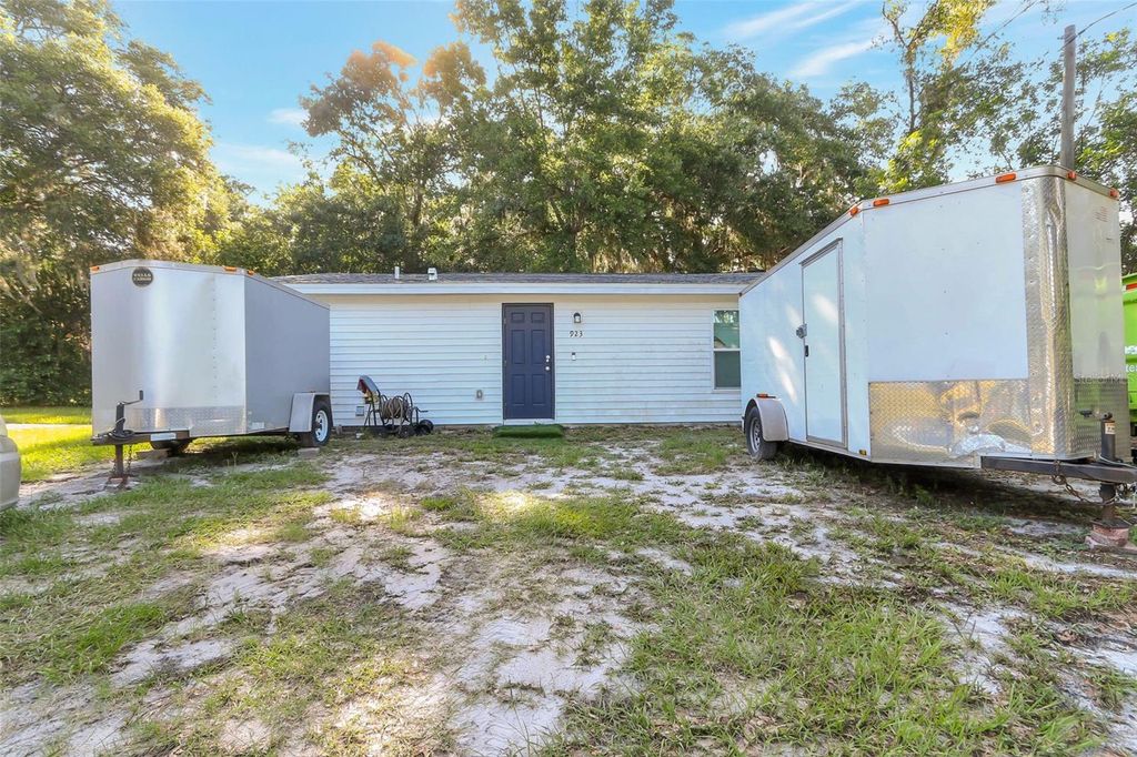 Photo of 923 Oxford Street, Longwood, FL 32750 (MLS # O6418326)
