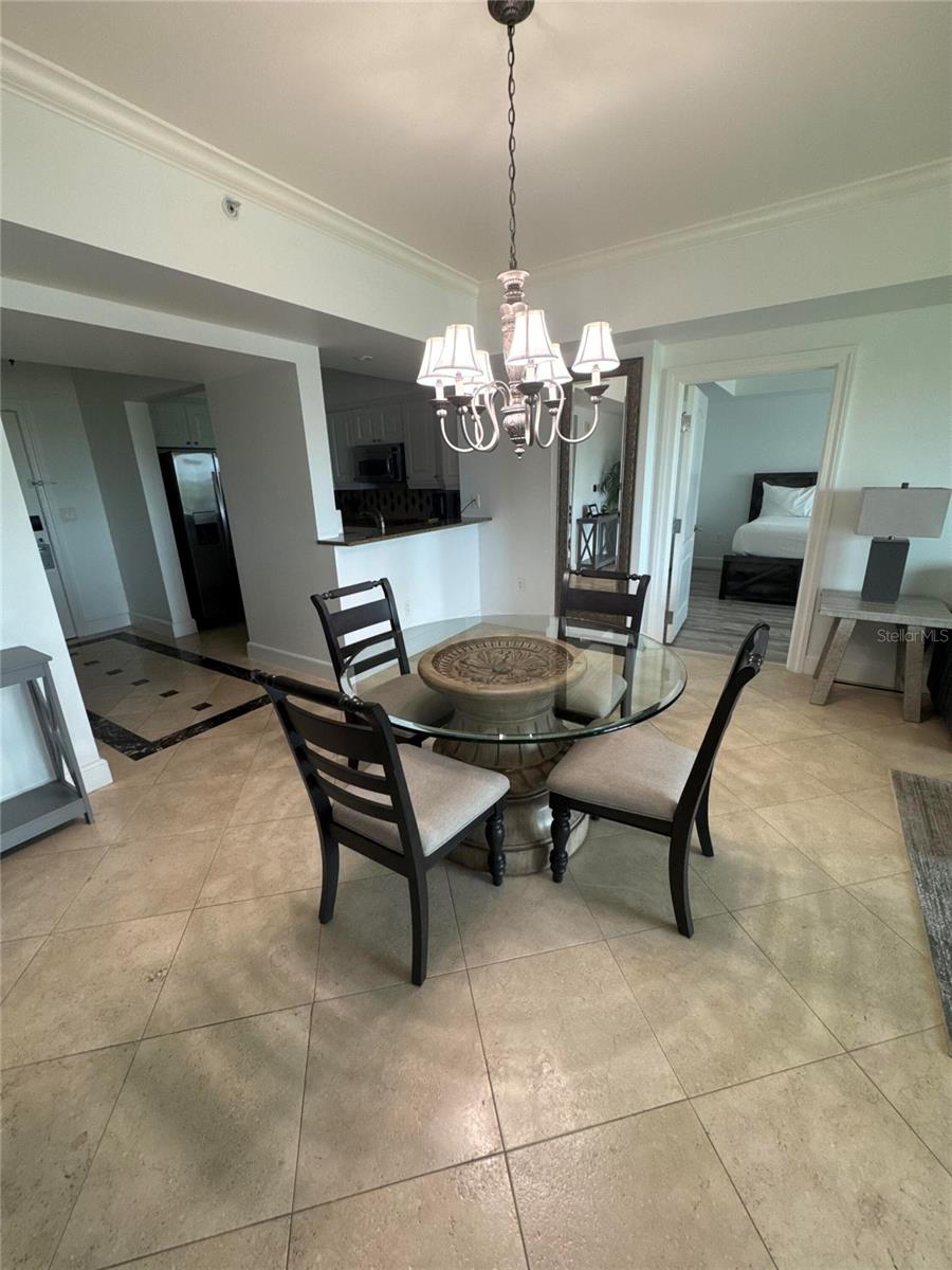 REUNION GRANDE CONDO - Residential