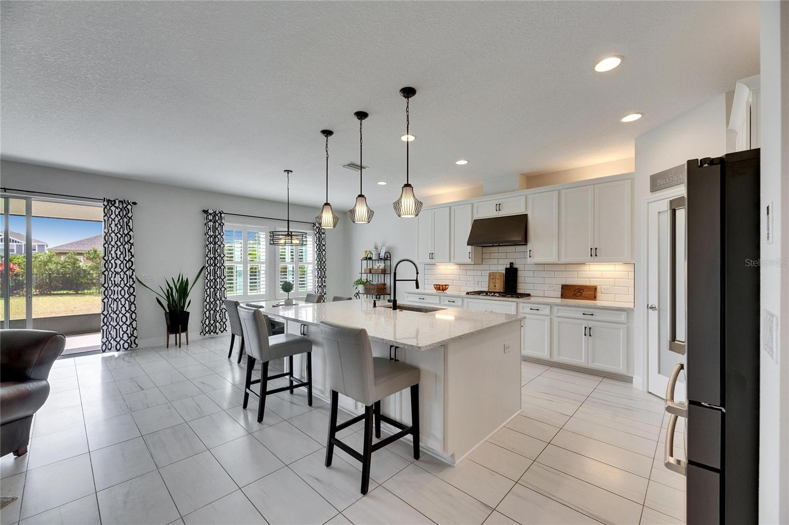 7528 PARADISO DRIVE