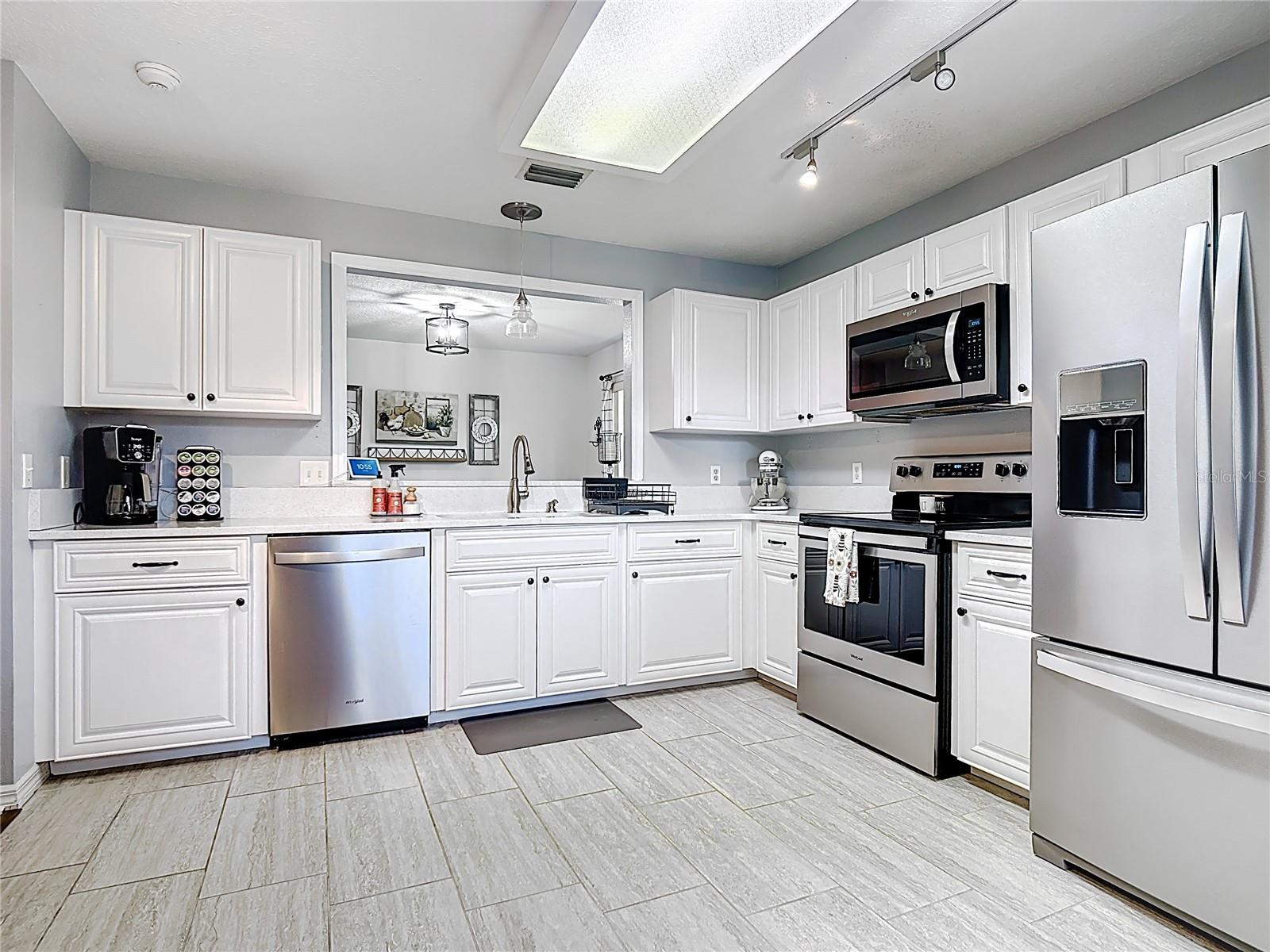 SPRING PINES - Residential