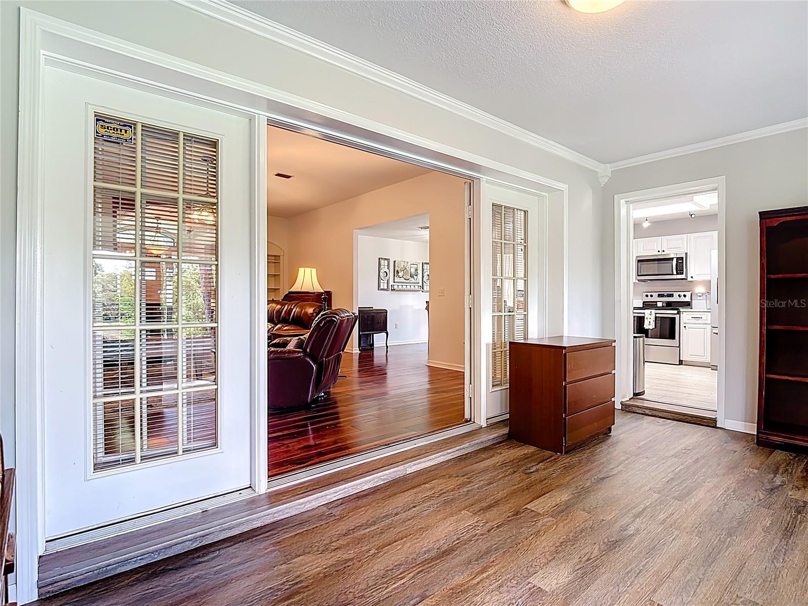 SPRING PINES - Residential