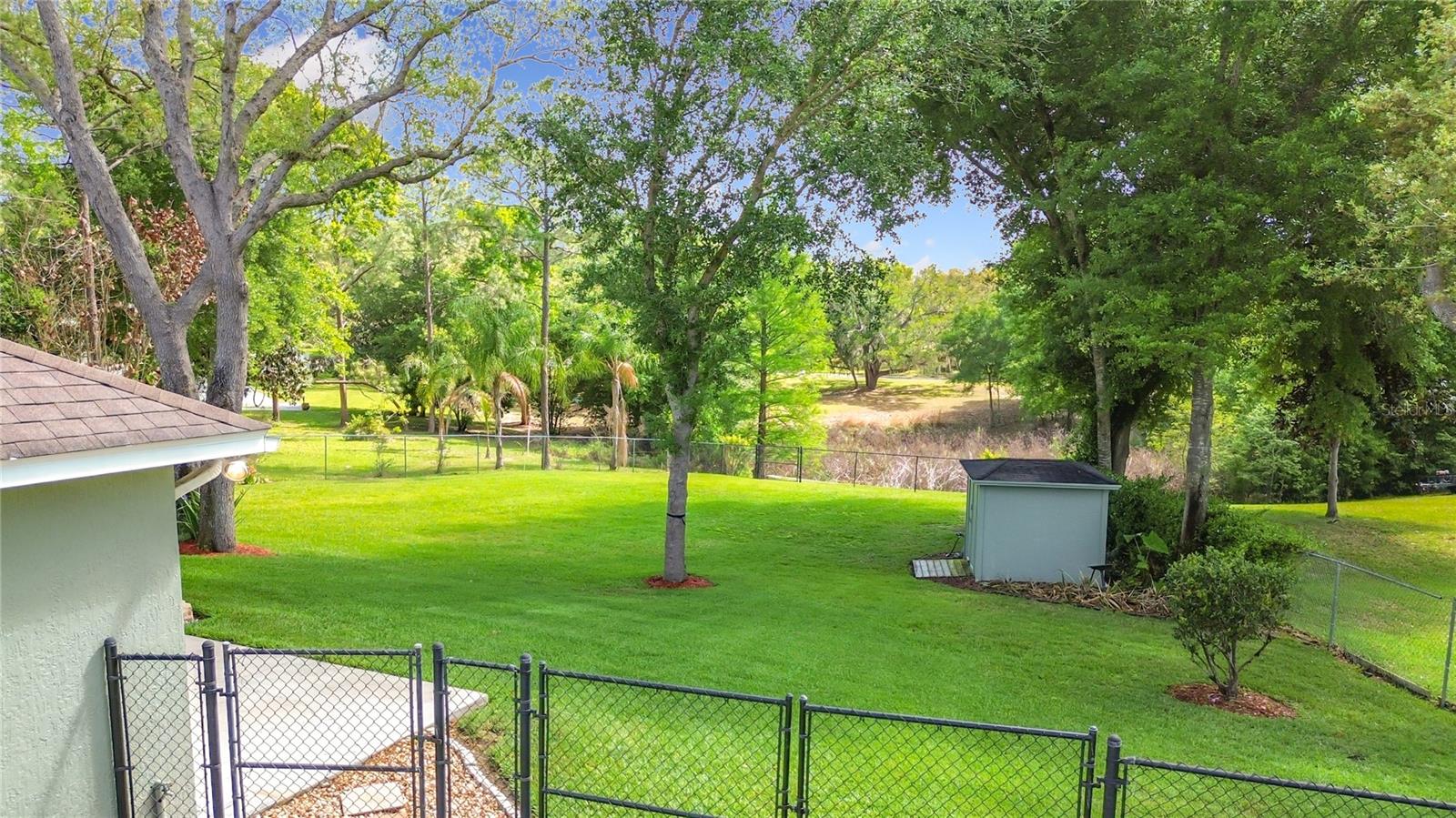 SPRING PINES - Residential