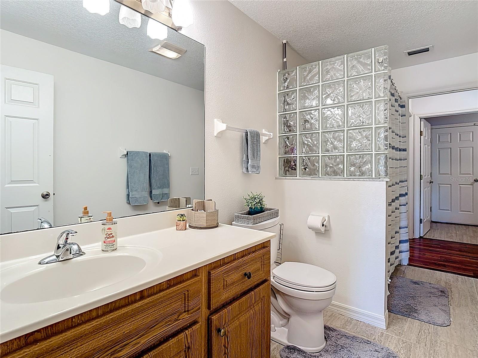 SPRING PINES - Residential