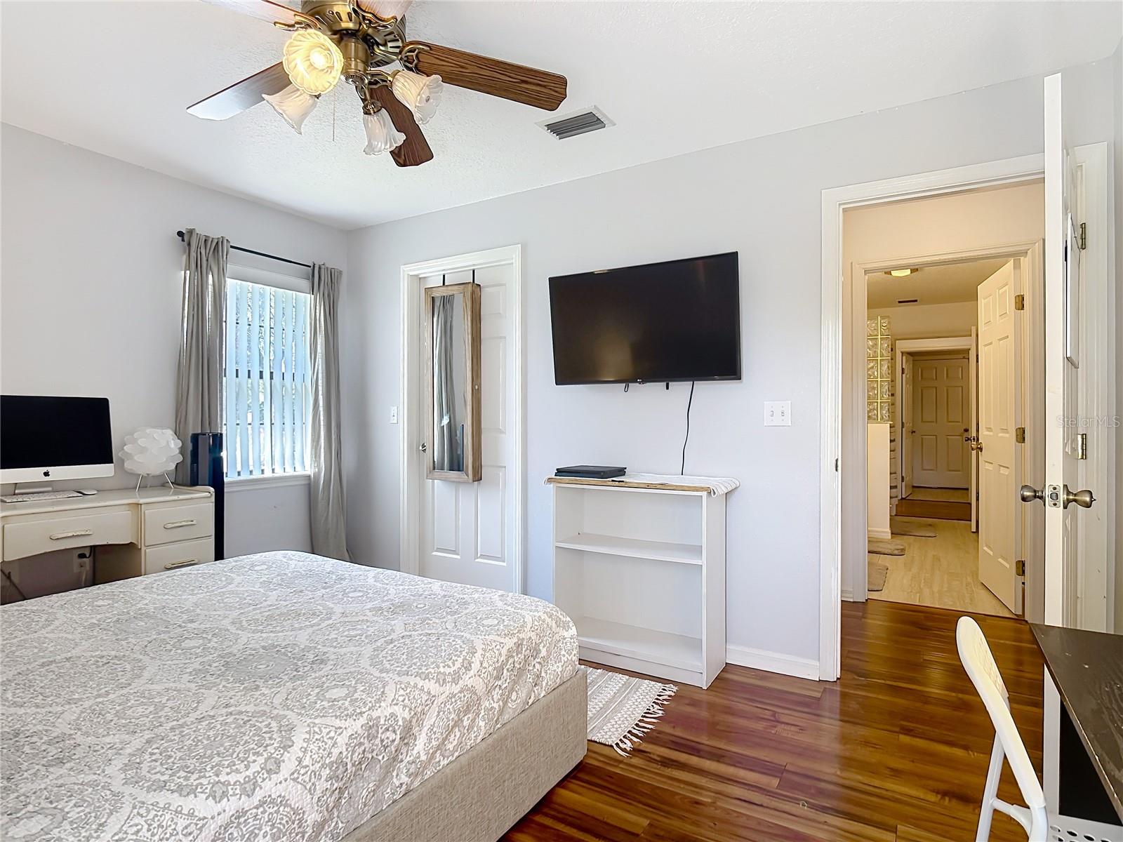 SPRING PINES - Residential