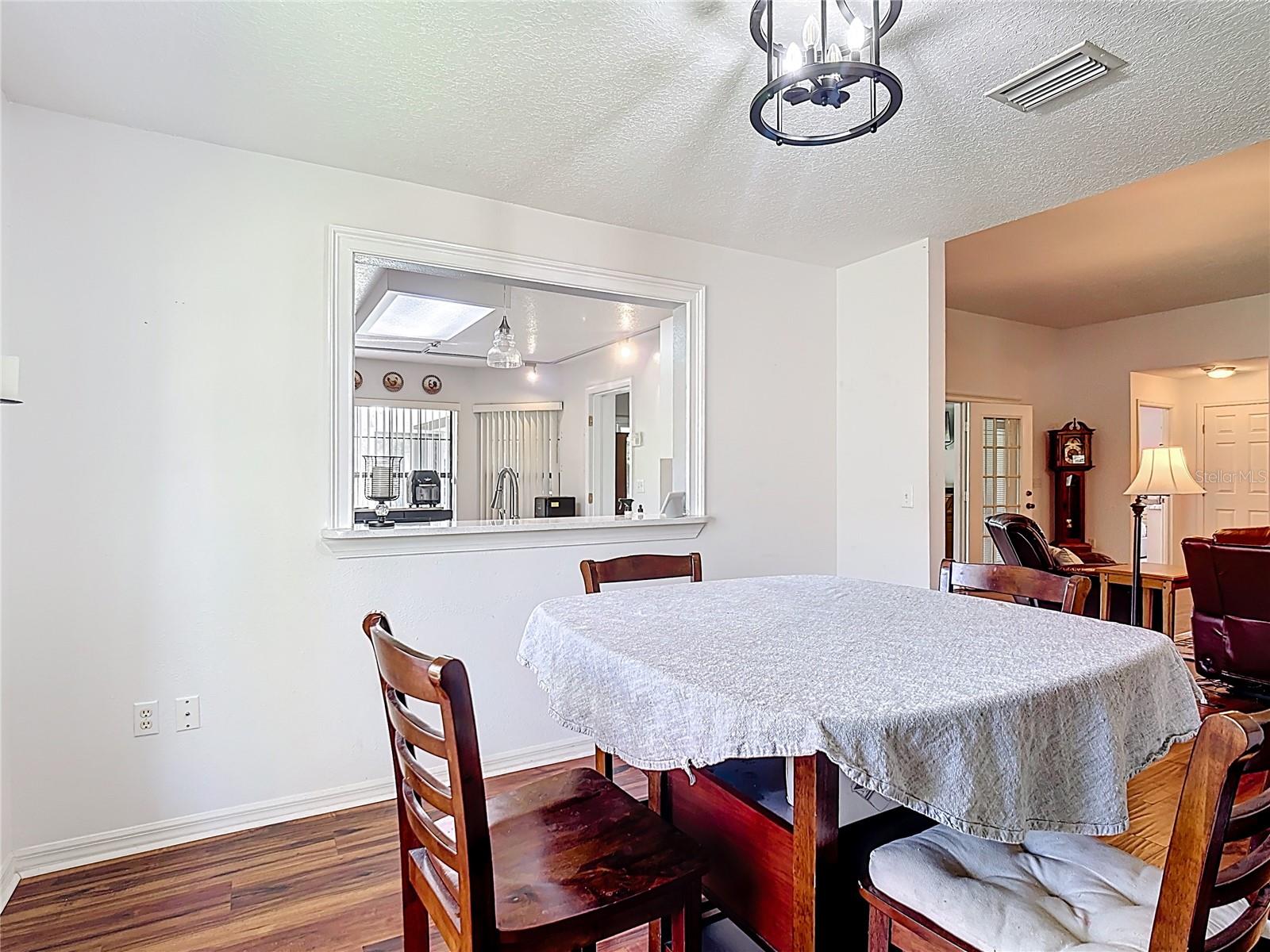 SPRING PINES - Residential