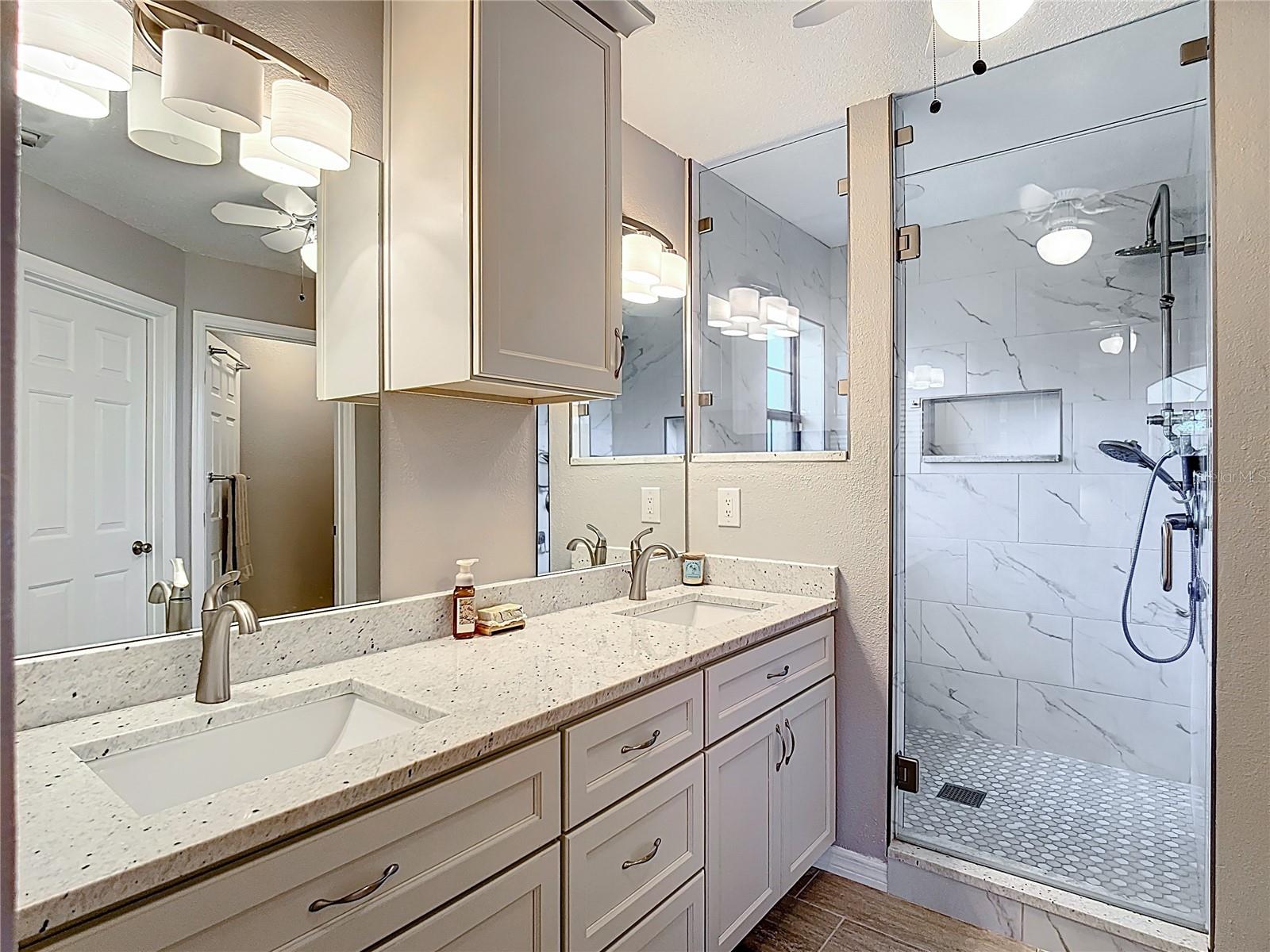 SPRING PINES - Residential