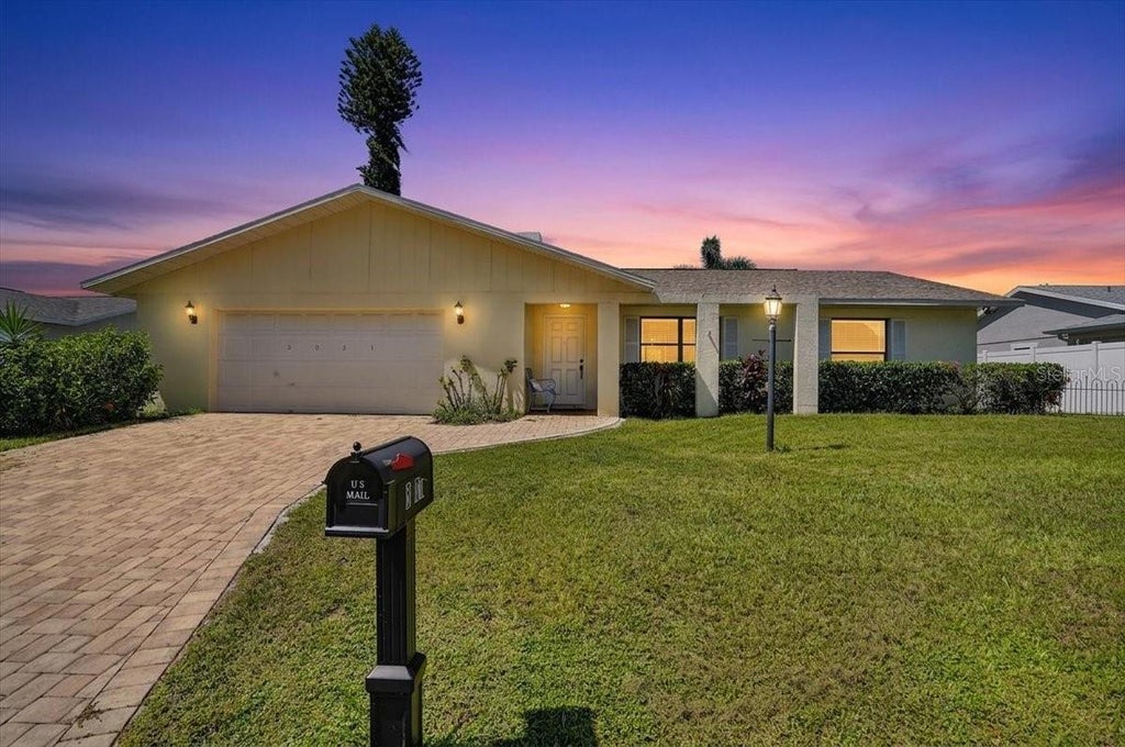 Photo of 5031 Brandeis Circle S, Sarasota, FL 34243 (MLS # A4703007)