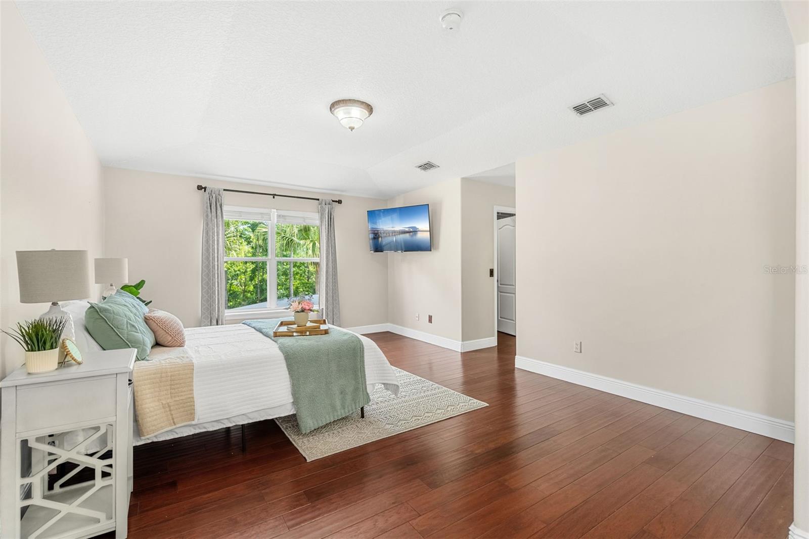 LAKE KEHOE PRESERVE 45/87 - Residential