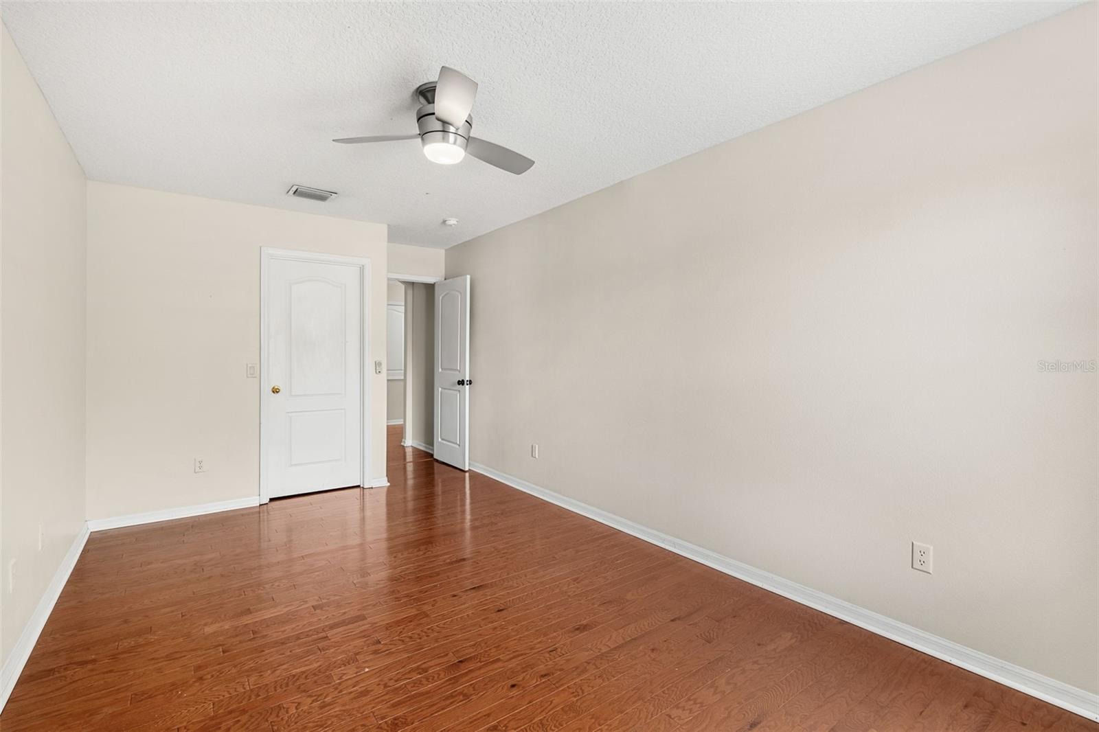 LAKE KEHOE PRESERVE 45/87 - Residential