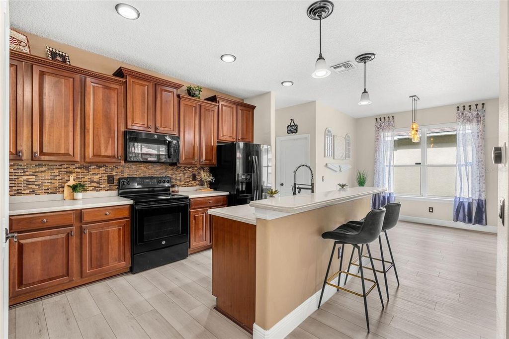 Photo of 555 Carey Way, Orlando, FL 32825 (MLS # O6367959)