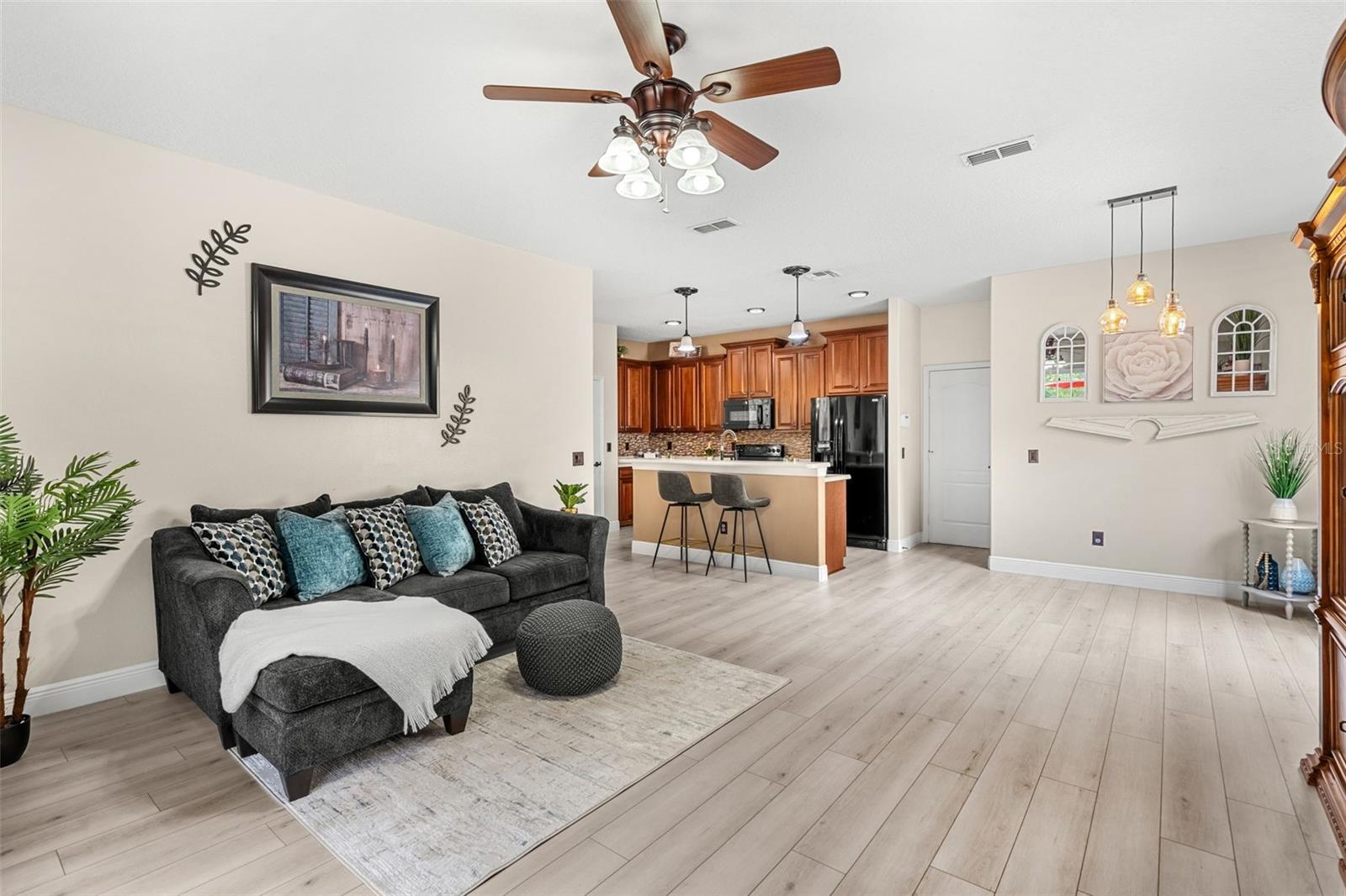 LAKE KEHOE PRESERVE 45/87 - Residential