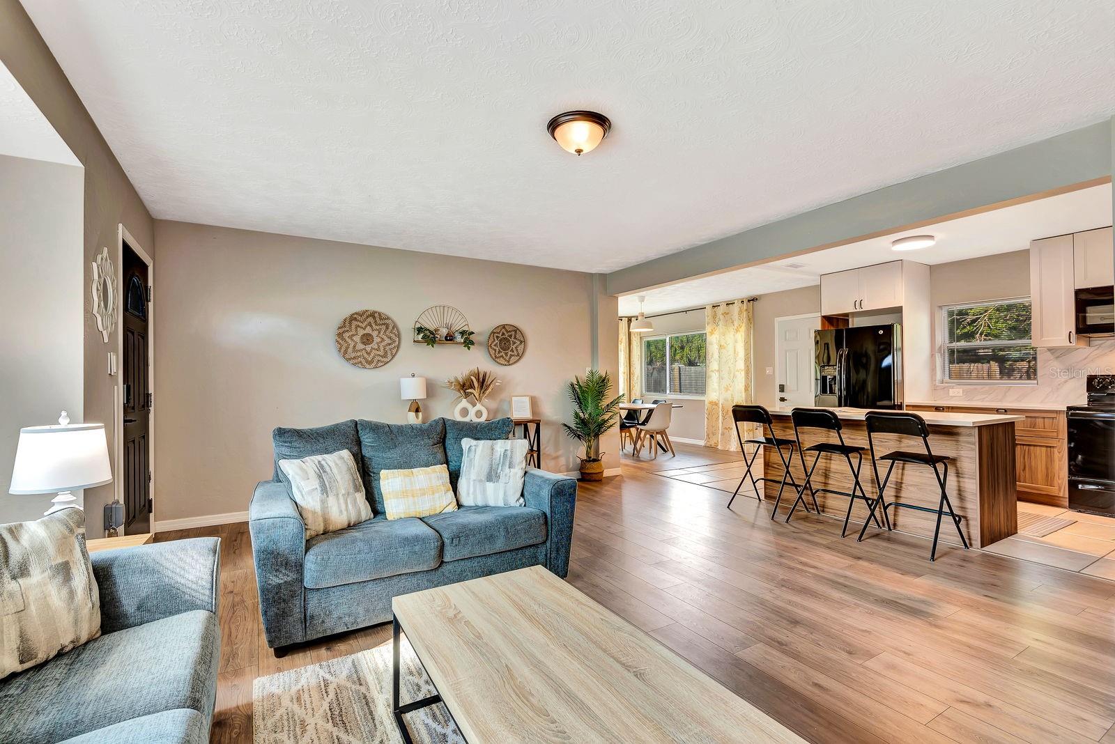 LAS LOMAS DE SARASOTA - Residential