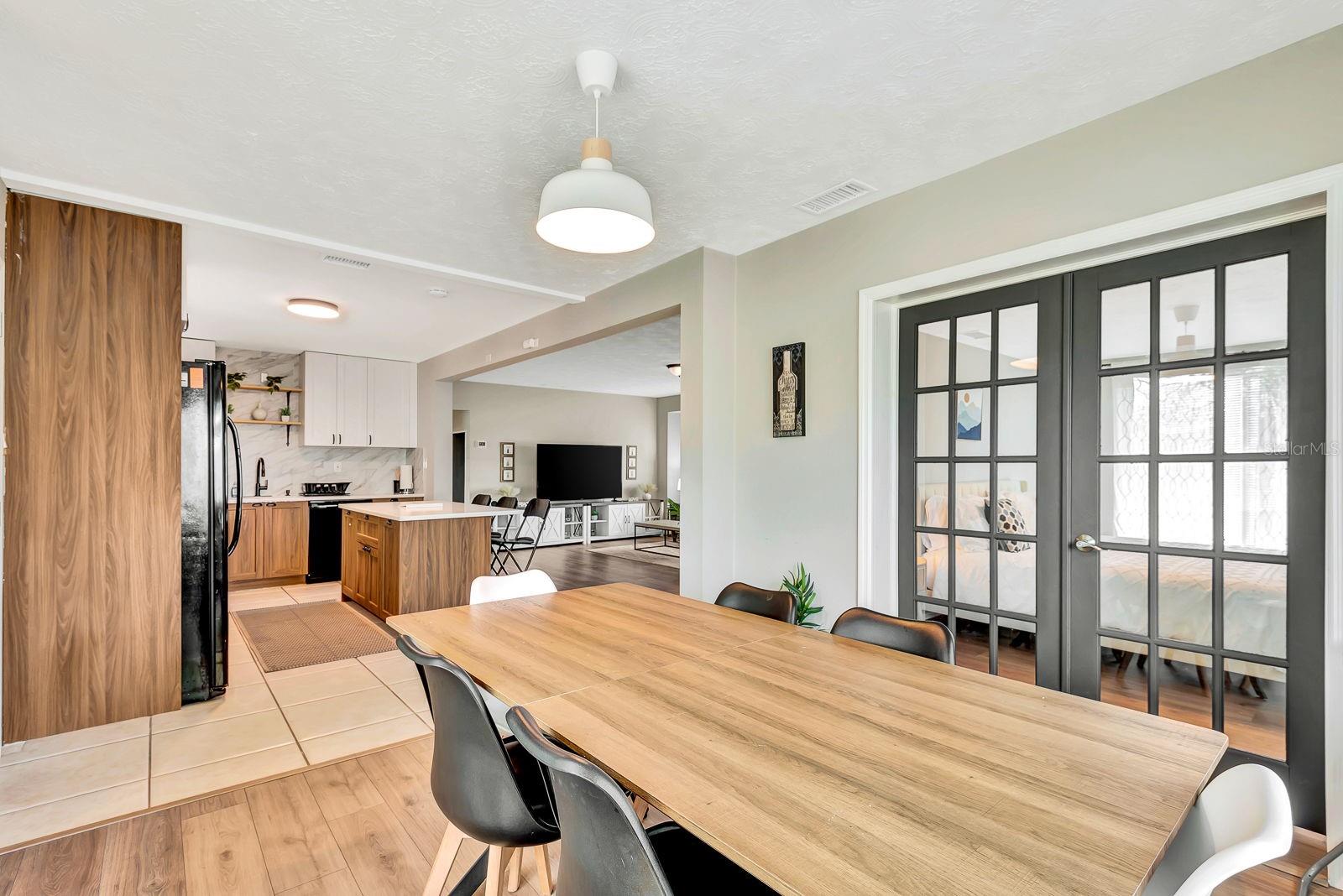 LAS LOMAS DE SARASOTA - Residential