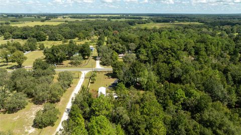 A home in DUNNELLON