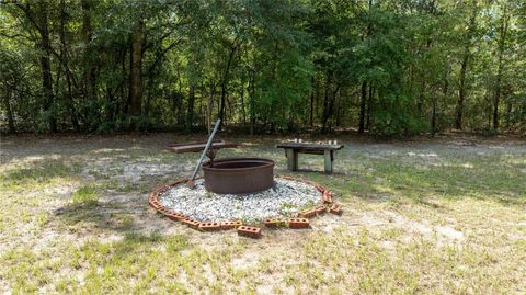 A home in DUNNELLON