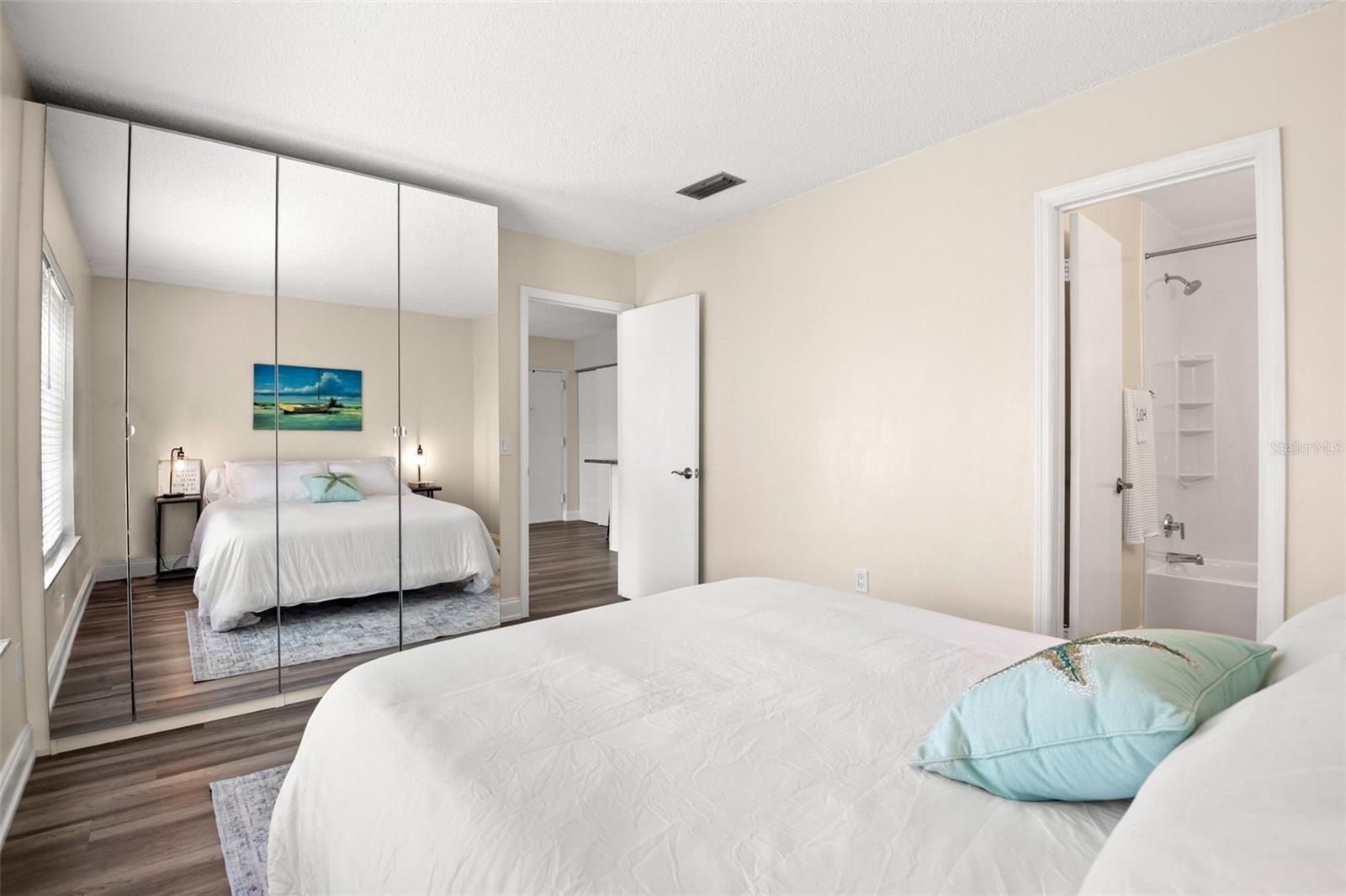 WOODSIDE VILLAGE CONDO - Residential