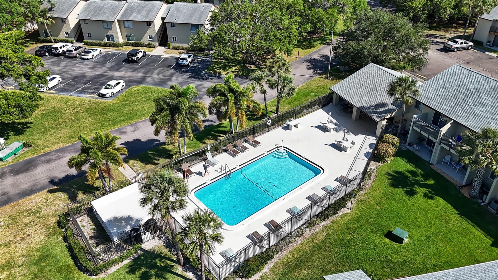 WOODSIDE VILLAGE CONDO - Residential