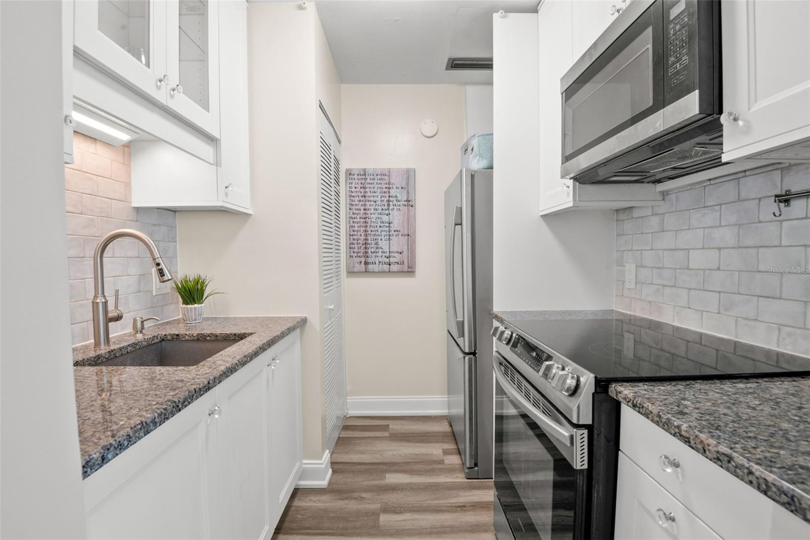 WOODSIDE VILLAGE CONDO - Residential