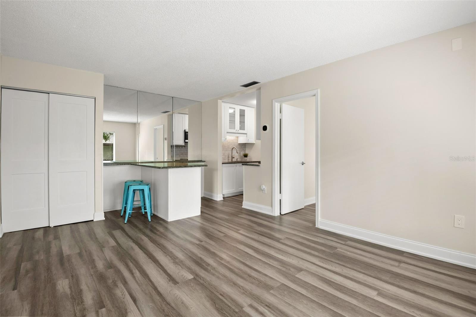 WOODSIDE VILLAGE CONDO - Residential