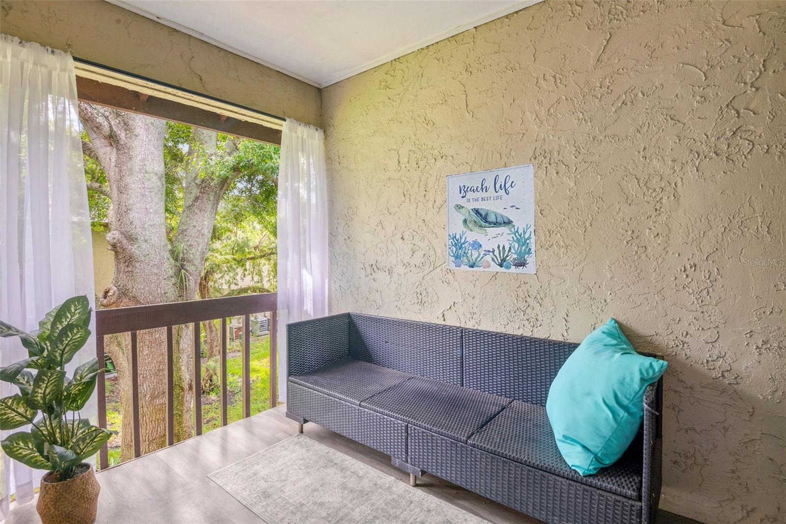 WOODSIDE VILLAGE CONDO - Residential