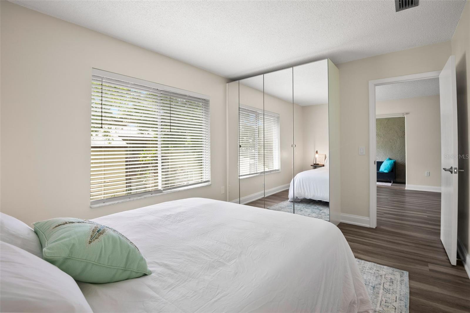 WOODSIDE VILLAGE CONDO - Residential