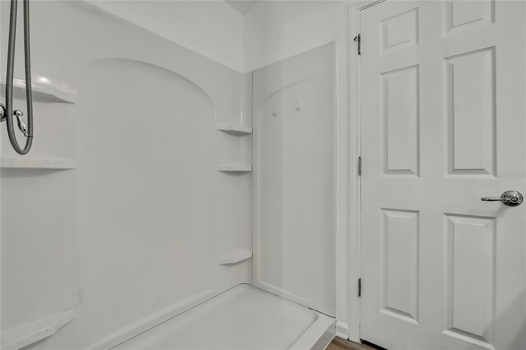 listing image 26