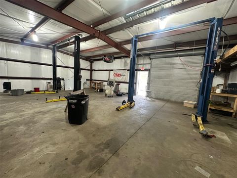 Tiny photo for 7160 NE 7th Street, Ocala, FL 34470 (MLS # OM716198)