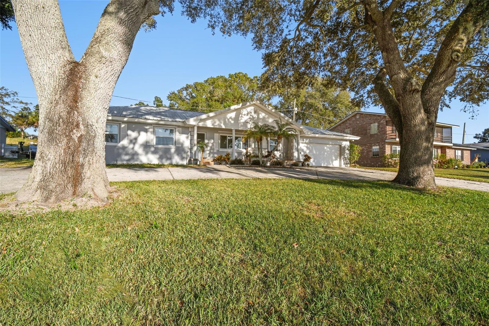 ARIANA ESTATES - Residential