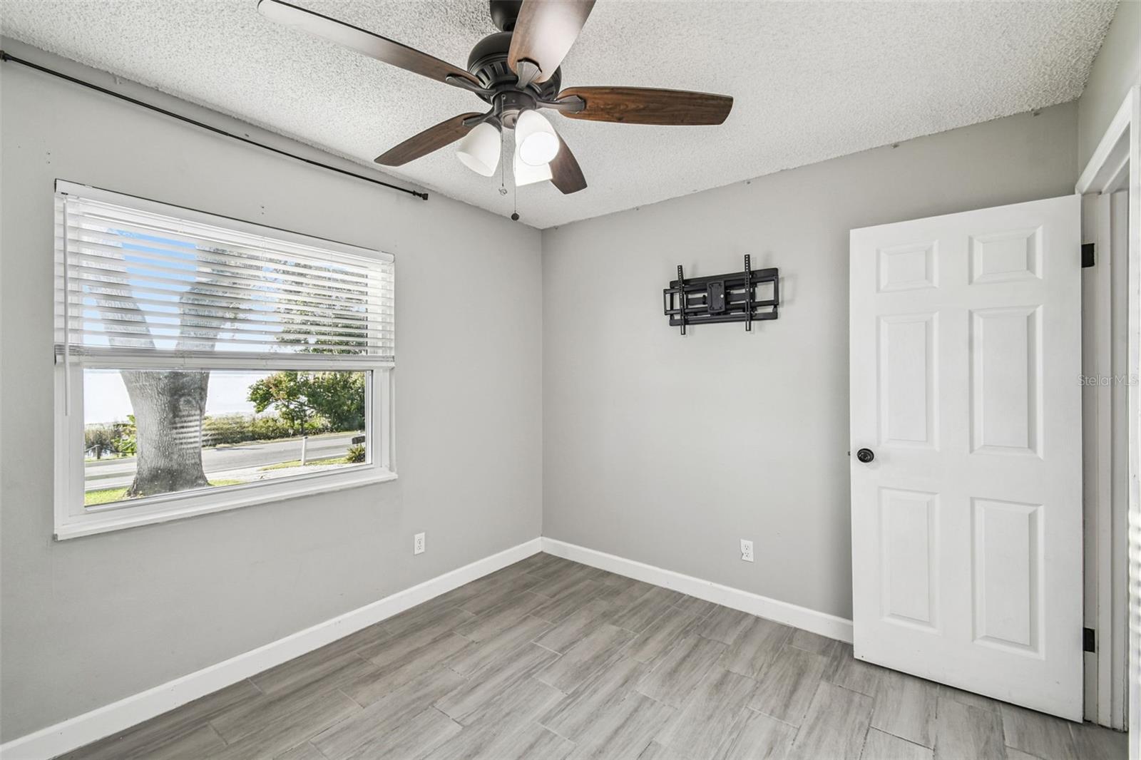 ARIANA ESTATES - Residential