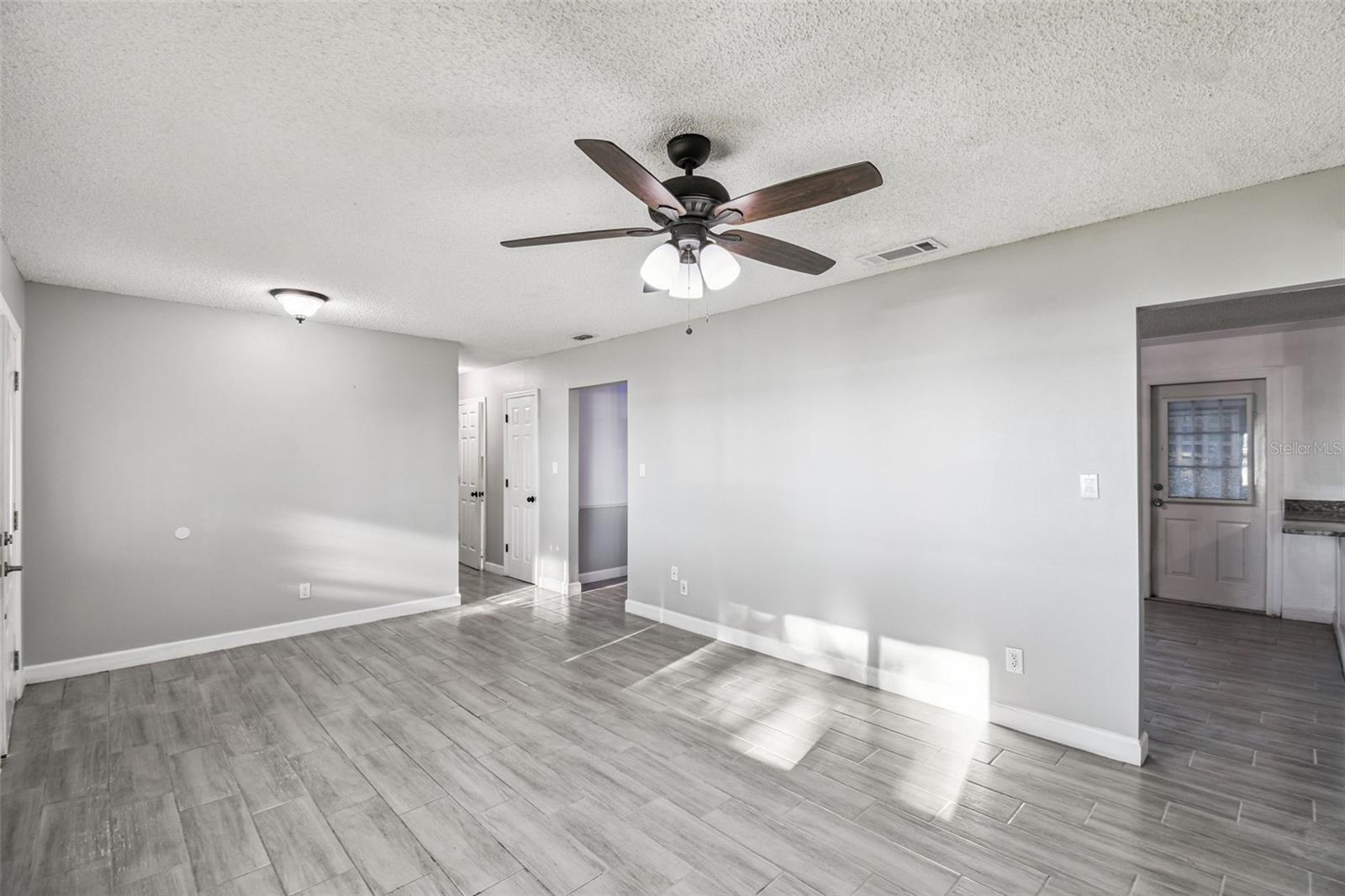 ARIANA ESTATES - Residential