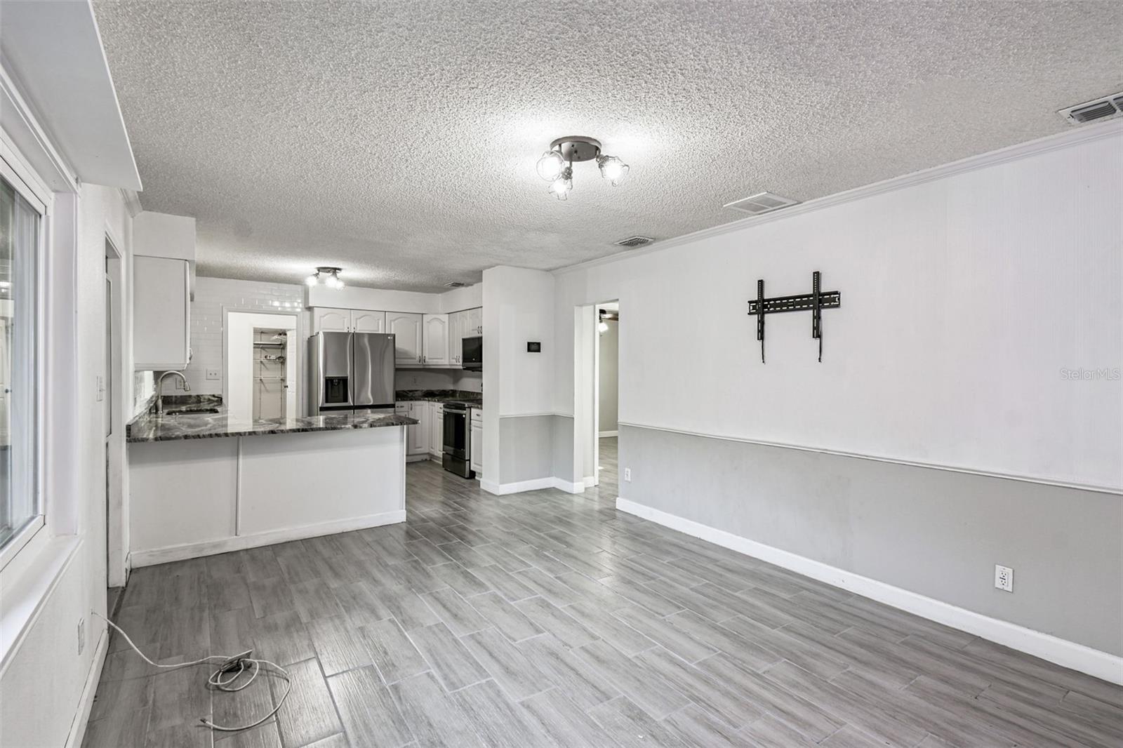 ARIANA ESTATES - Residential