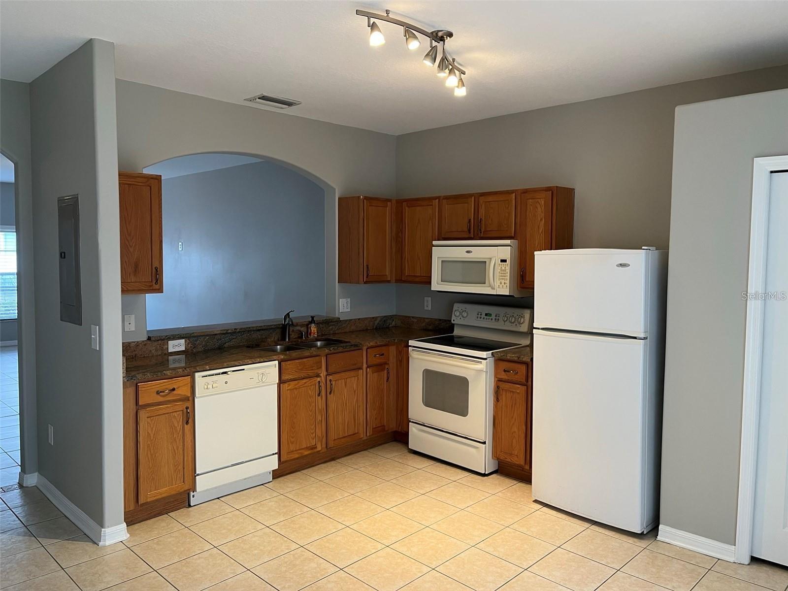 WILLIAMS CROSSING - Residential Lease