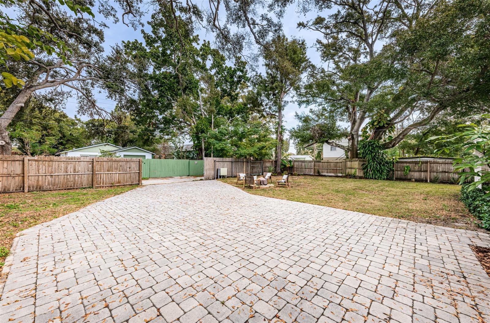 WOODHURST EXT - Residential