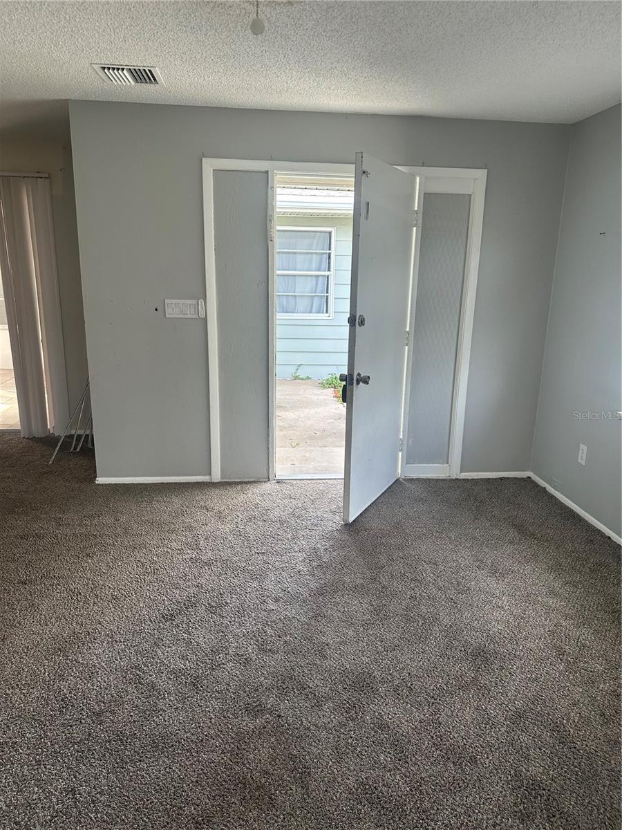 2366 FLORIDA DRIVE