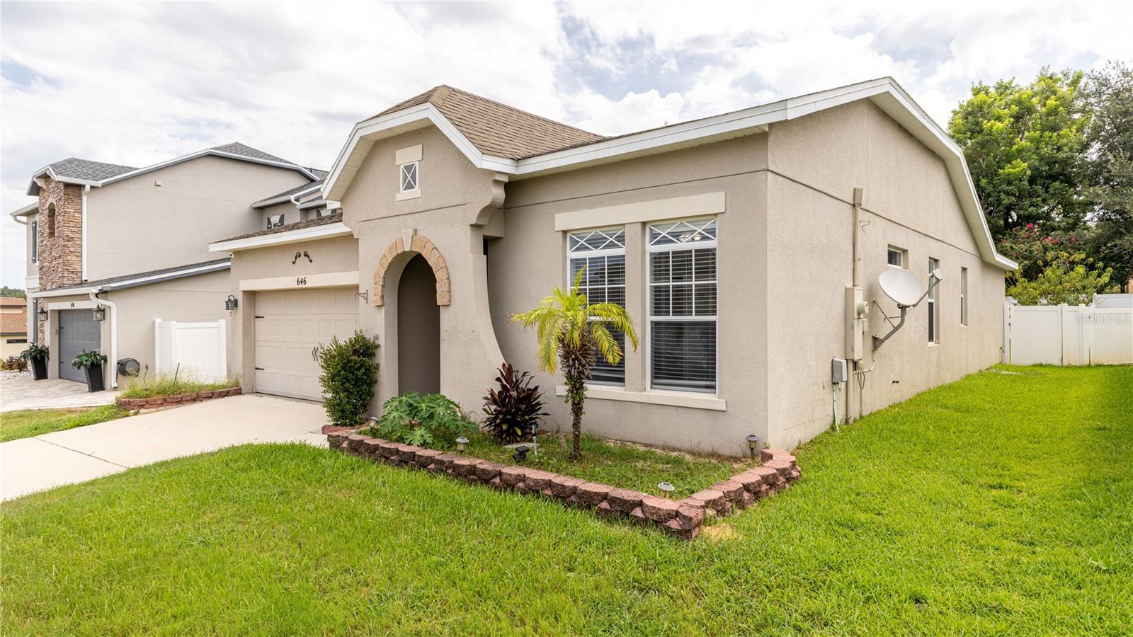 646 ARBOR POINTE AVENUE