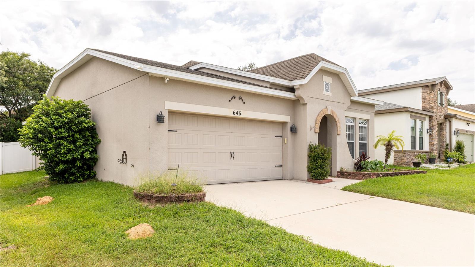 646 ARBOR POINTE AVENUE