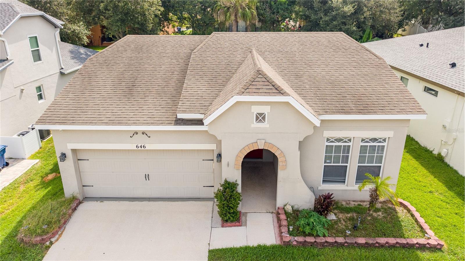 646 ARBOR POINTE AVENUE