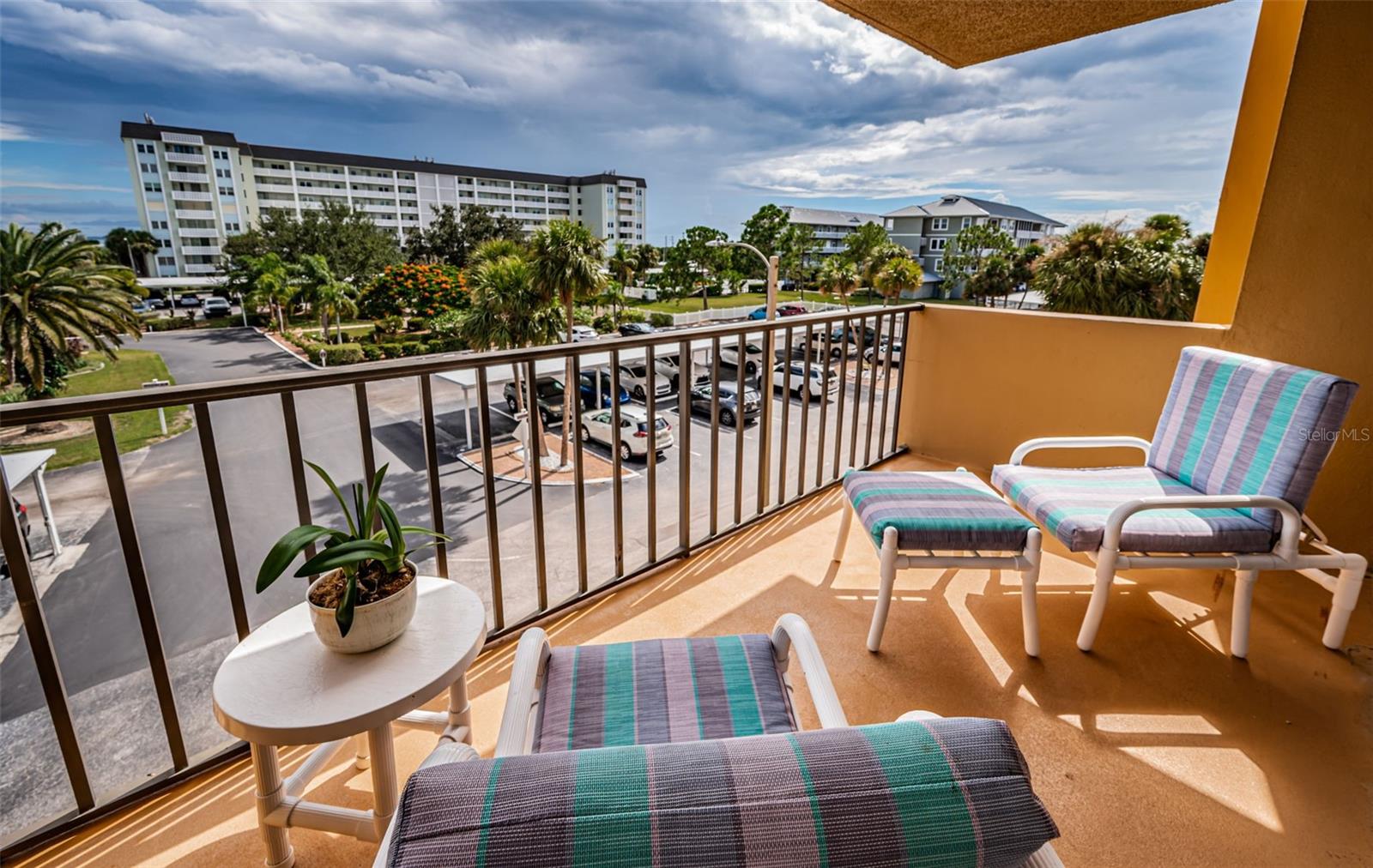 ROYAL STEWART ARMS - Residential