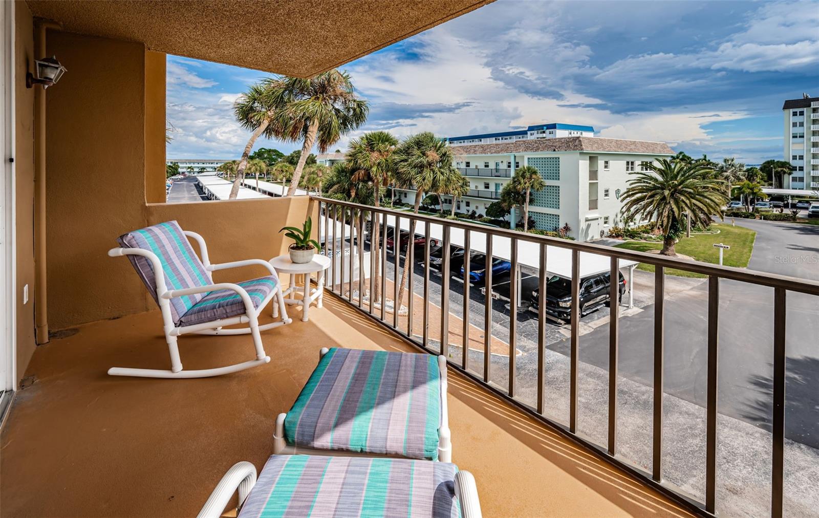 ROYAL STEWART ARMS - Residential