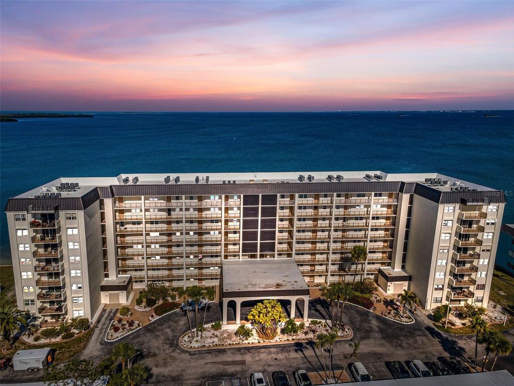 Photo of 9 Haig Place #312, Dunedin, FL 34698 (MLS # TB8460608)