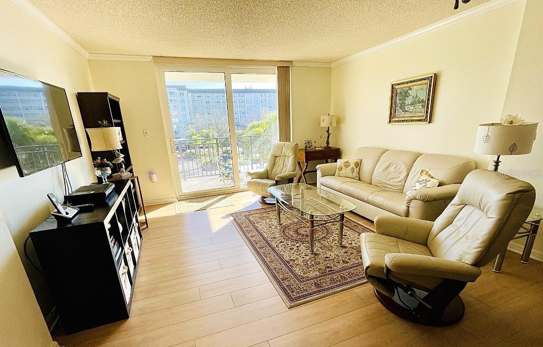 ROYAL STEWART ARMS - Residential