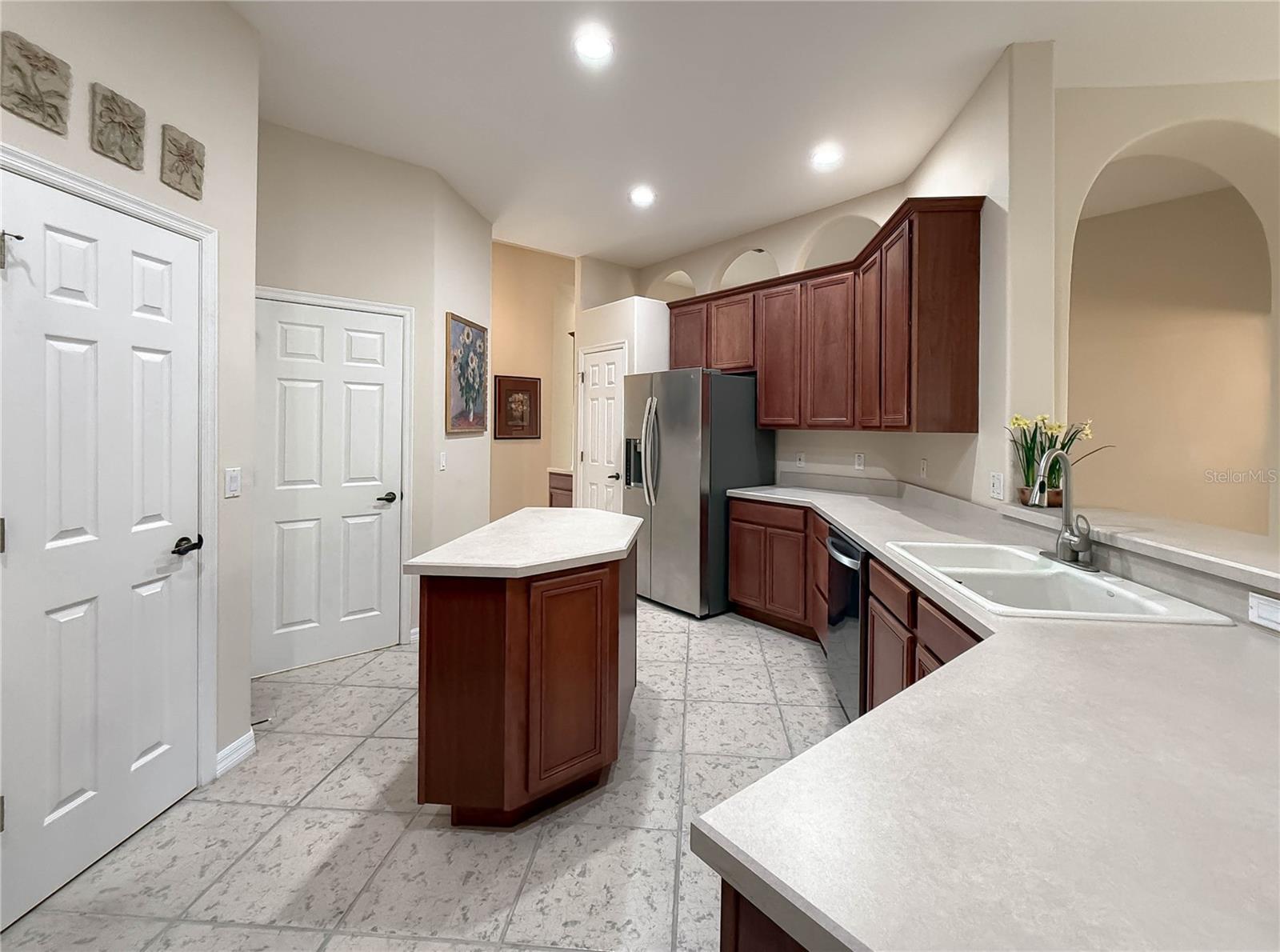 MONTCLAIR - Residential