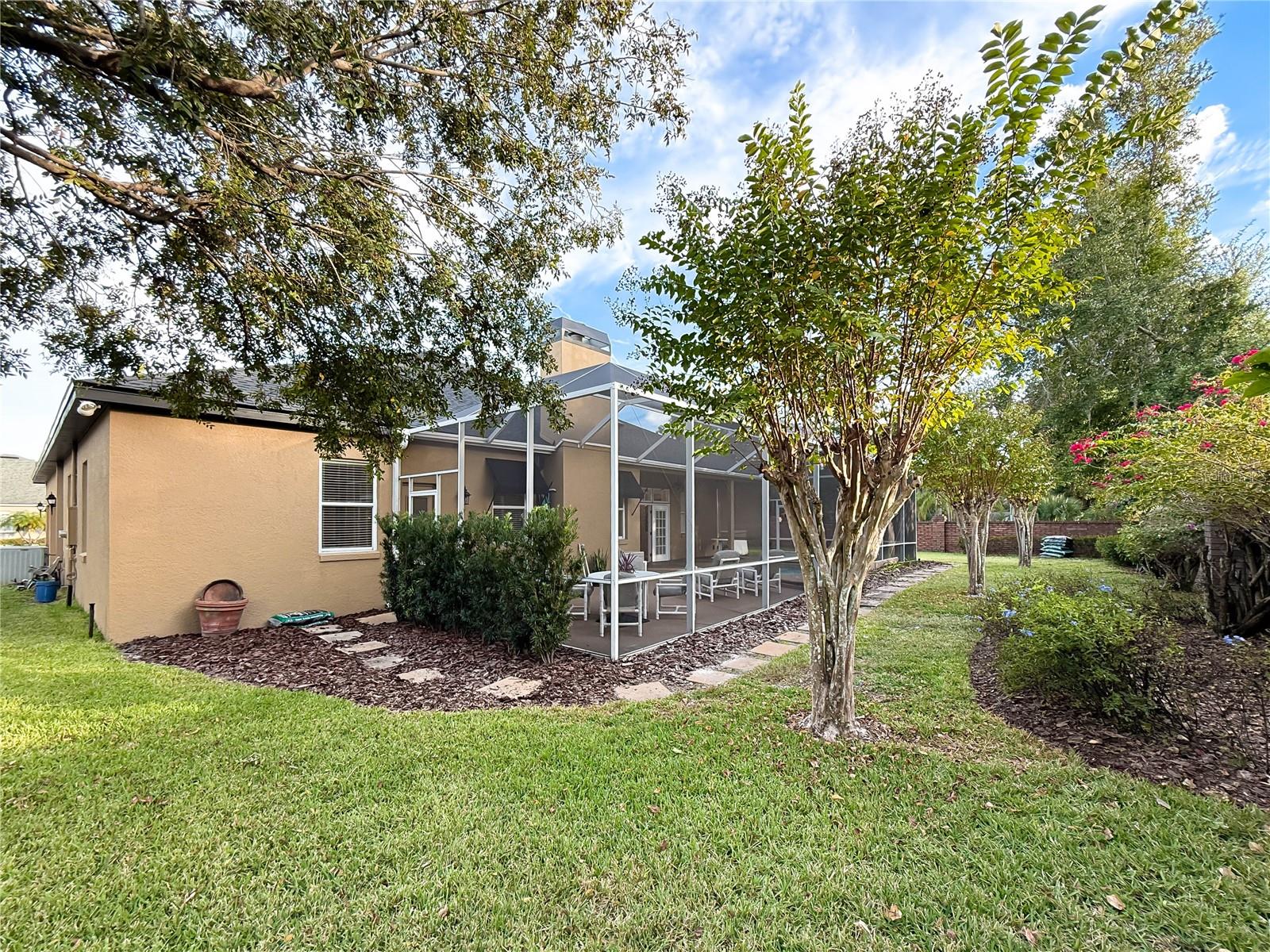 9800 MONTCLAIR CIRCLE