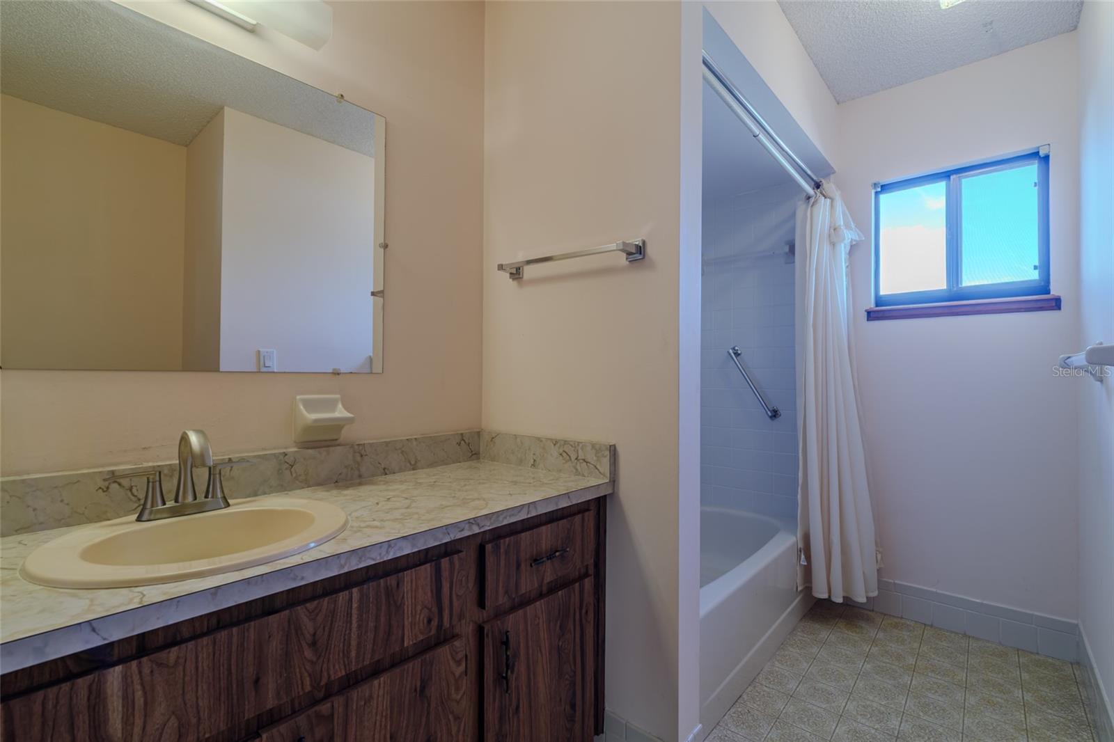 PINE RUN ESTATE - Residential