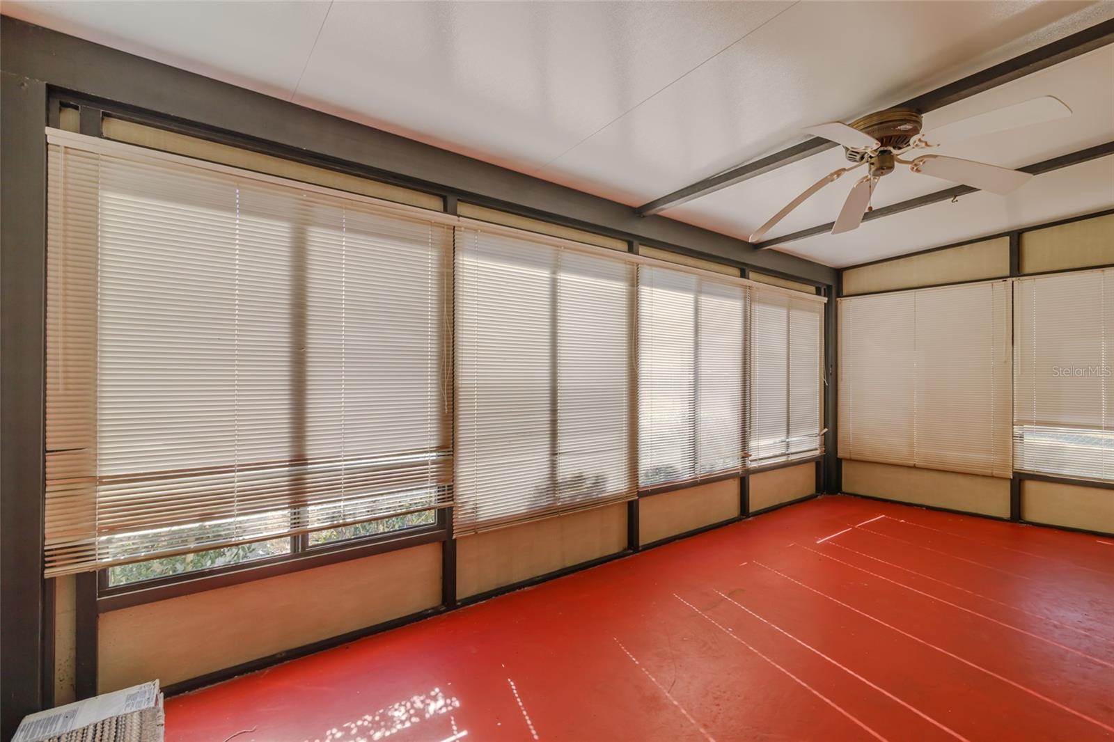 PINE RUN ESTATE - Residential