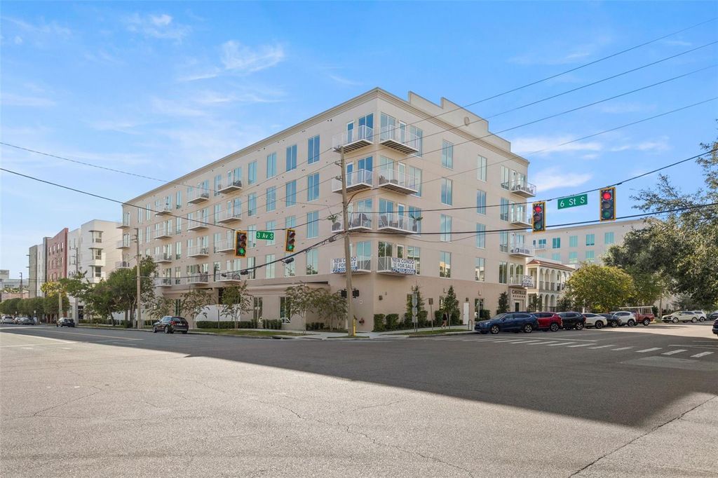 Photo of 600 3rd Avenue S #510, St Petersburg, FL 33701 (MLS # TB8451389)