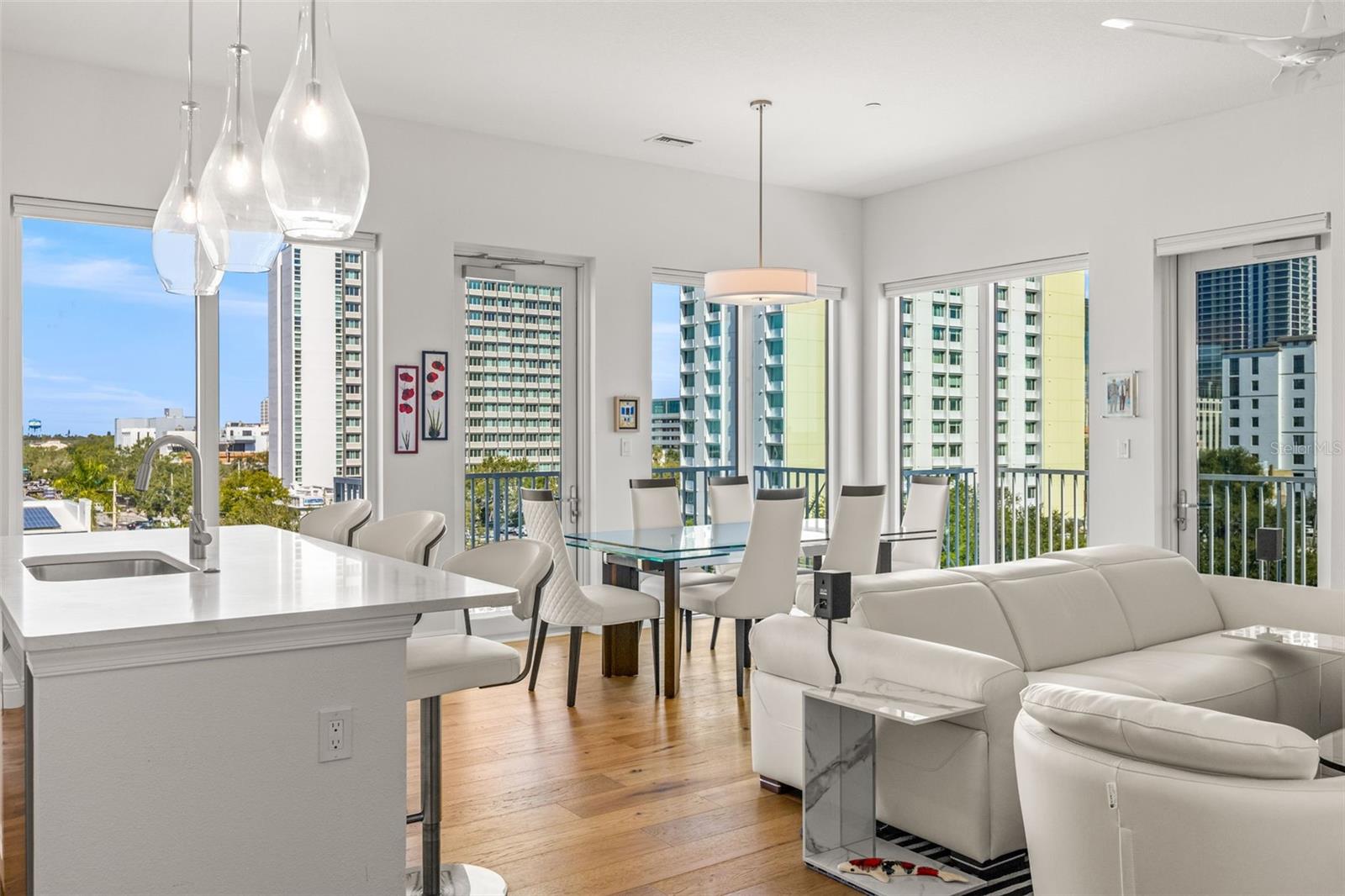 CASTILLE URBANA CONDO - Residential Lease