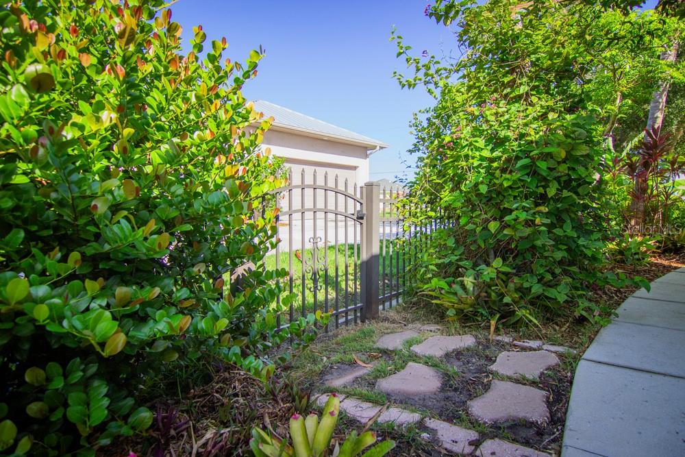 HRBR HEIGHTS - Residential